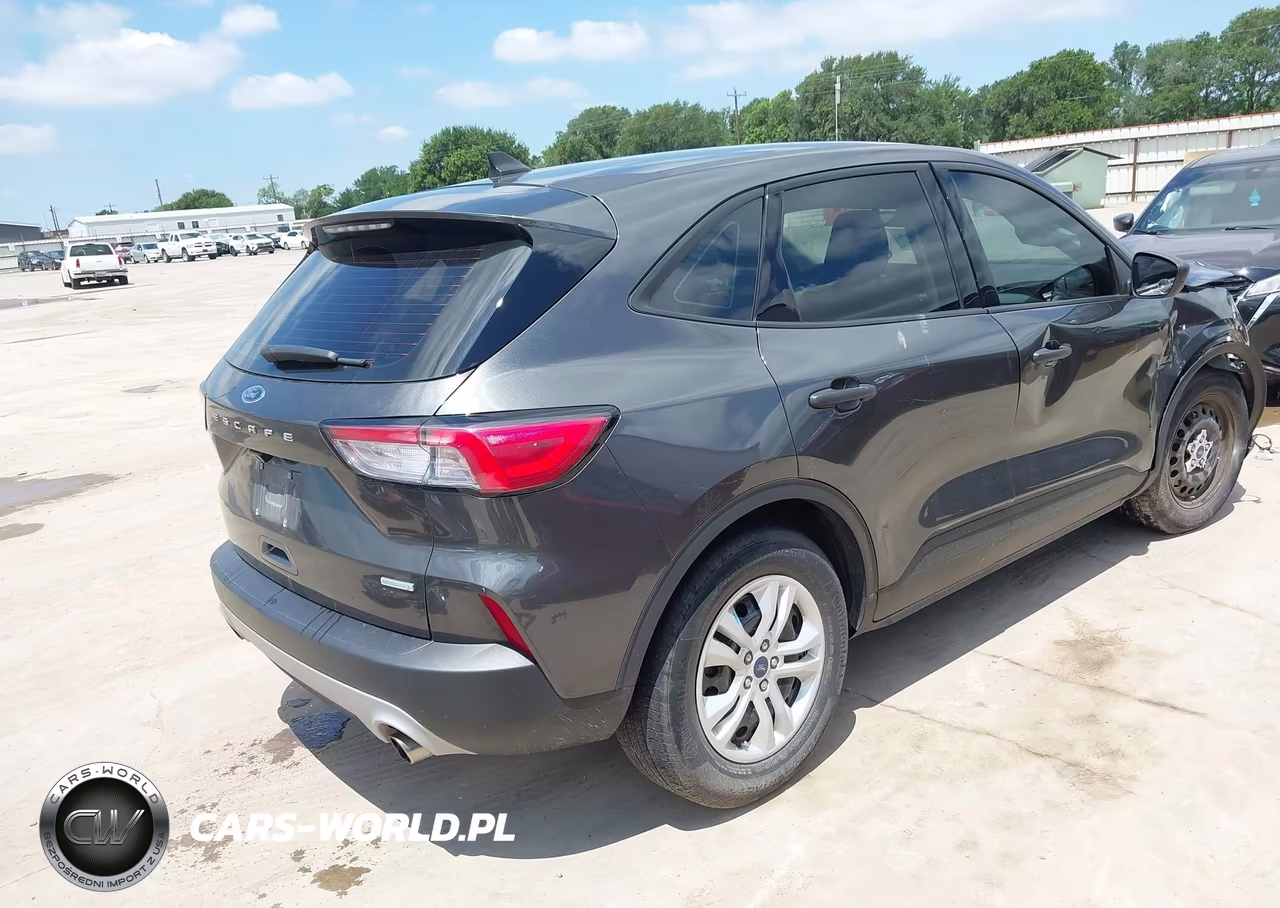 2020 Ford Escape S VIN:1FMCU0F62LUC24182 - 4