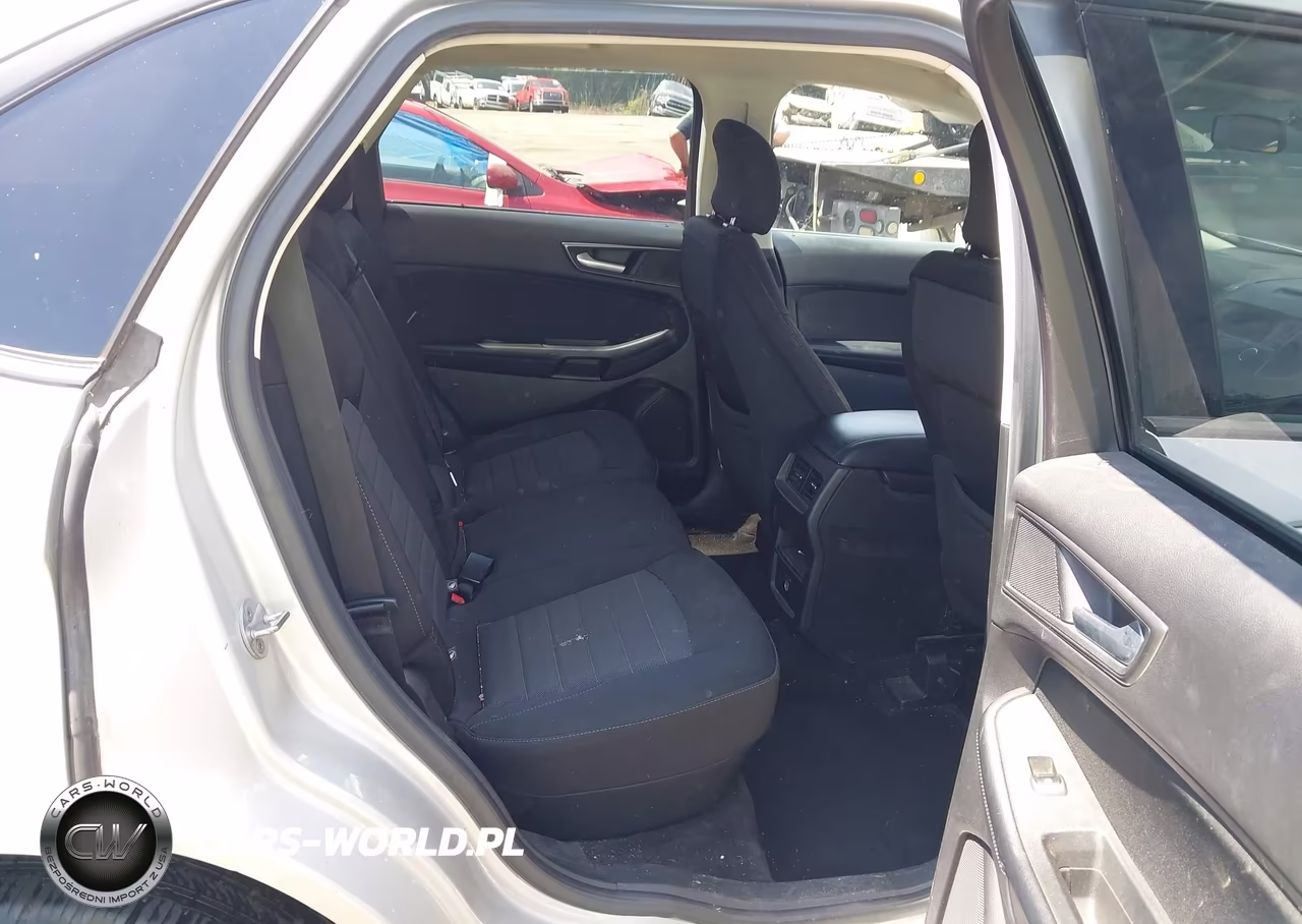 2018 Ford Edge Se VIN:2FMPK3G96JBB98867 - 8