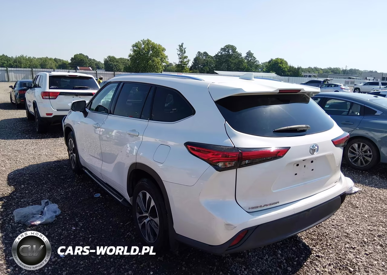 2020 Toyota Highlander Xle VIN:5TDGZRAH9LS017782 - 3