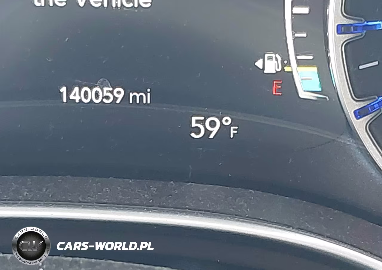 2017 Chrysler Pacifica Touring-L Plus VIN:2C4RC1EG2HR839482 - 15