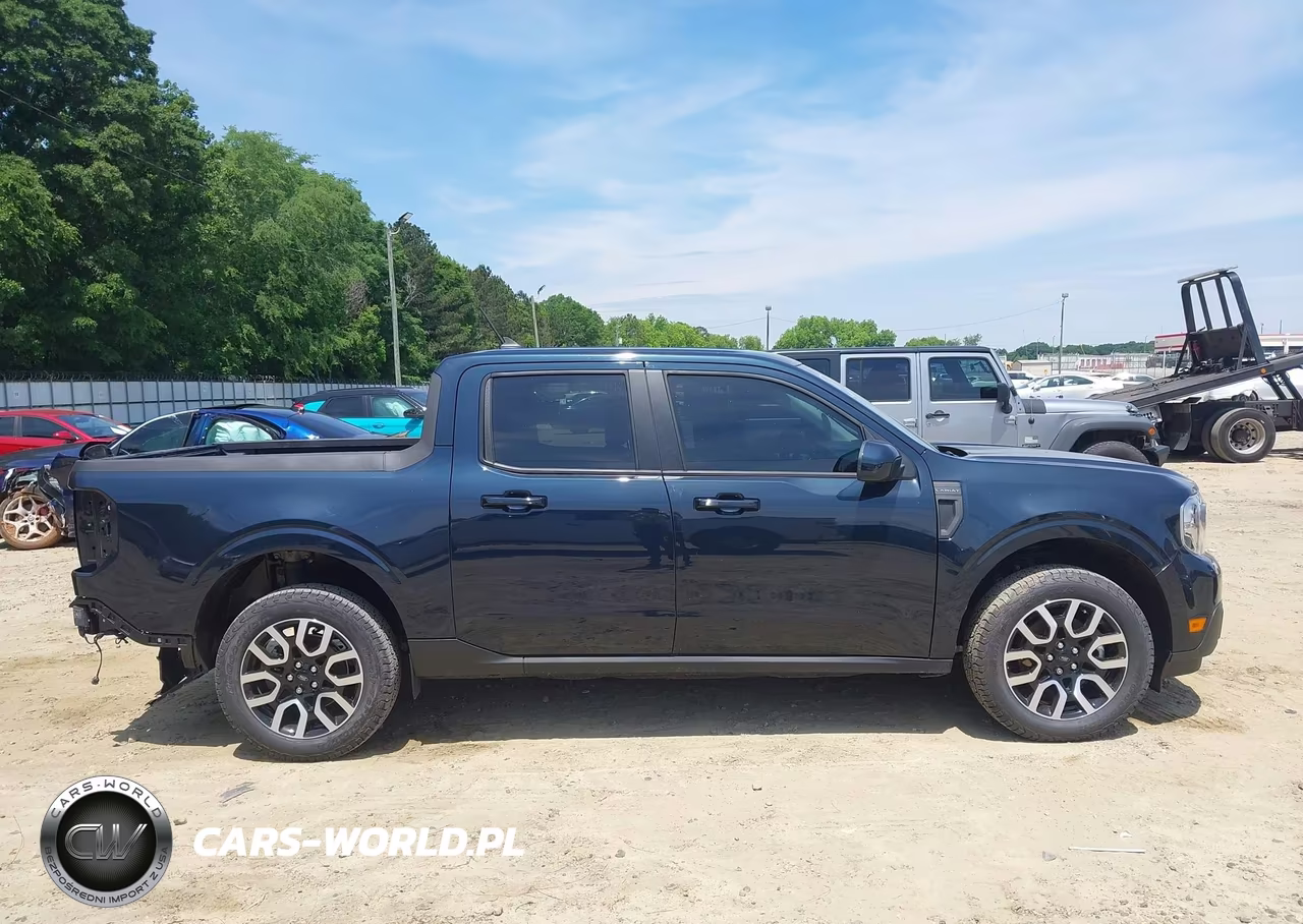 2023 Ford Maverick Lariat VIN:3FTTW8E39PRA65517 - 13