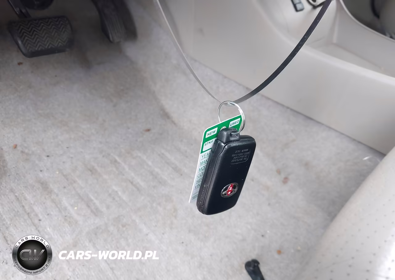 2011 Toyota Prius VIN:JTDKN3DU7B1413250 - 11