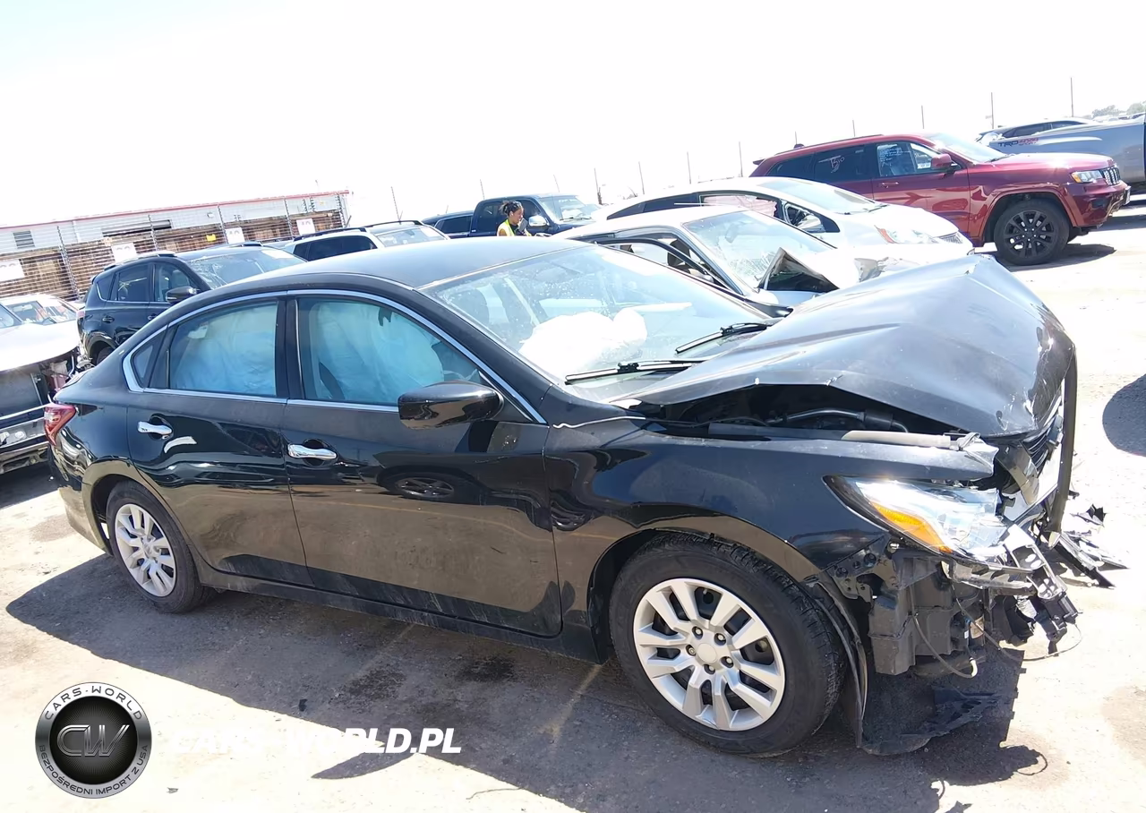 2018 Nissan Altima 2.5 S VIN:1N4AL3AP7JC121459 - 14