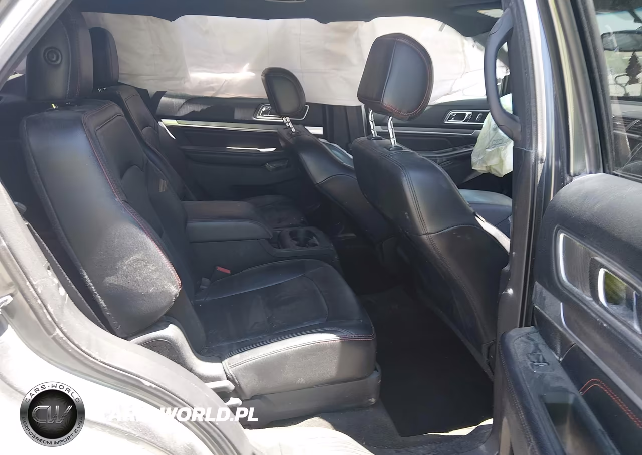 2016 Ford Explorer Sport VIN:1FM5K8GT4GGB62158 - 8