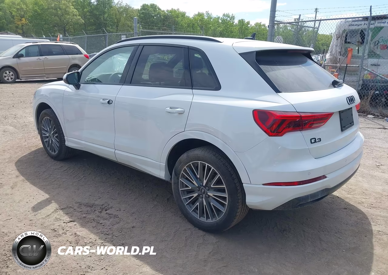 2024 Audi Q3 Premium 40 Tfsi Quattro Tiptronic VIN:WA1AUCF31R1101402 - 3
