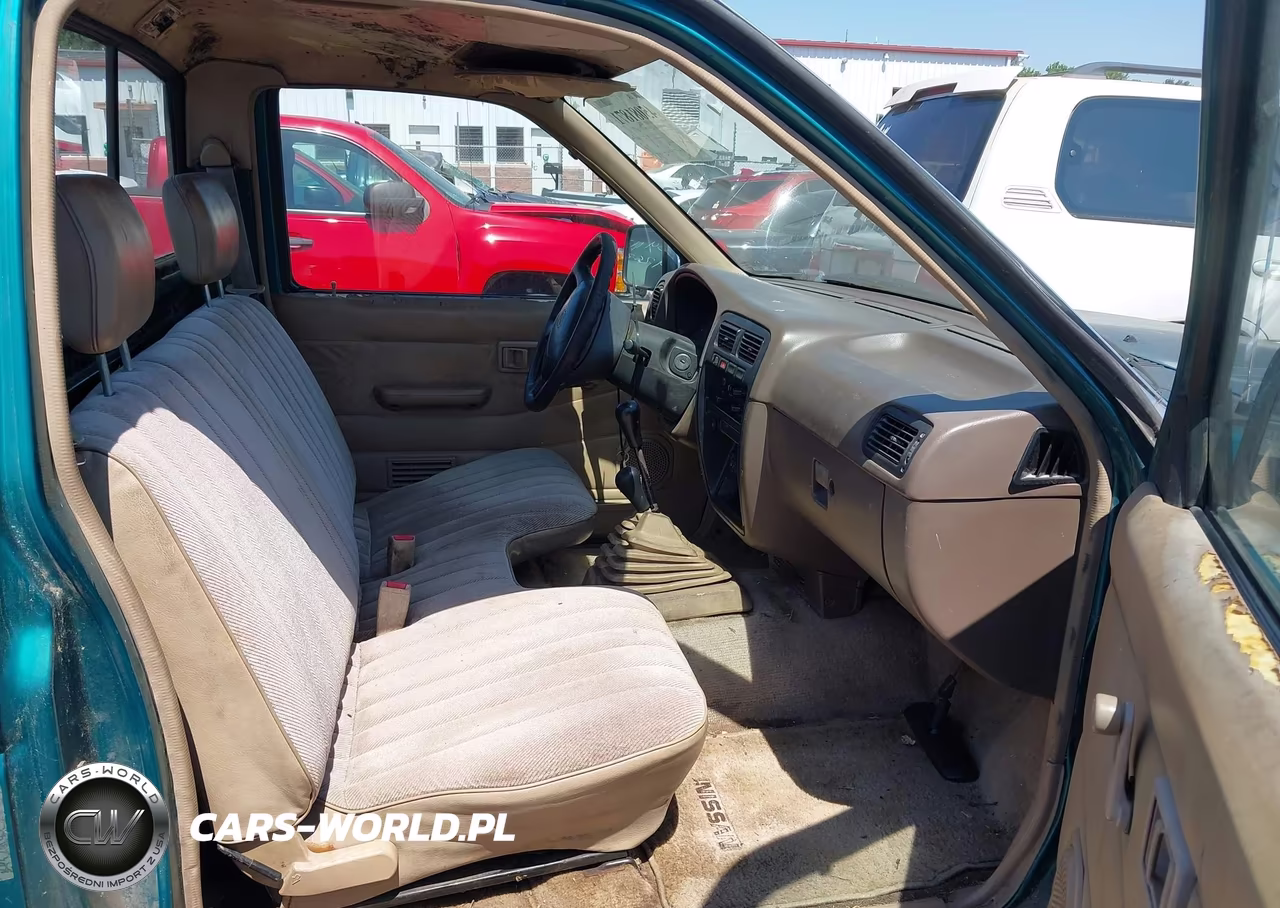1997 Nissan 4X4 Truck Xe VIN:1N6SD11Y4VC358857 - 5
