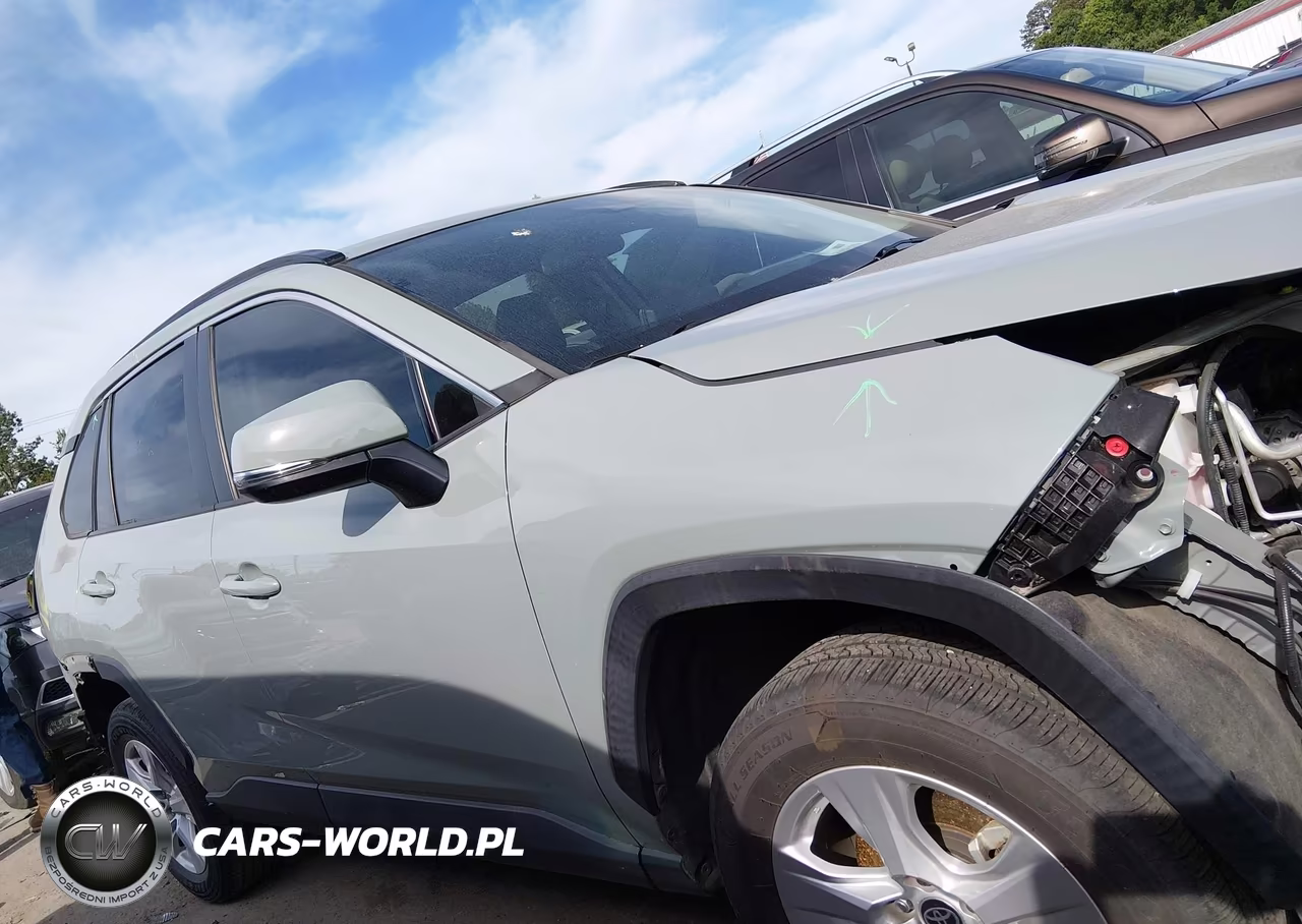 2021 Toyota Rav4 Xle VIN:2T3W1RFVXMW152366 - 14