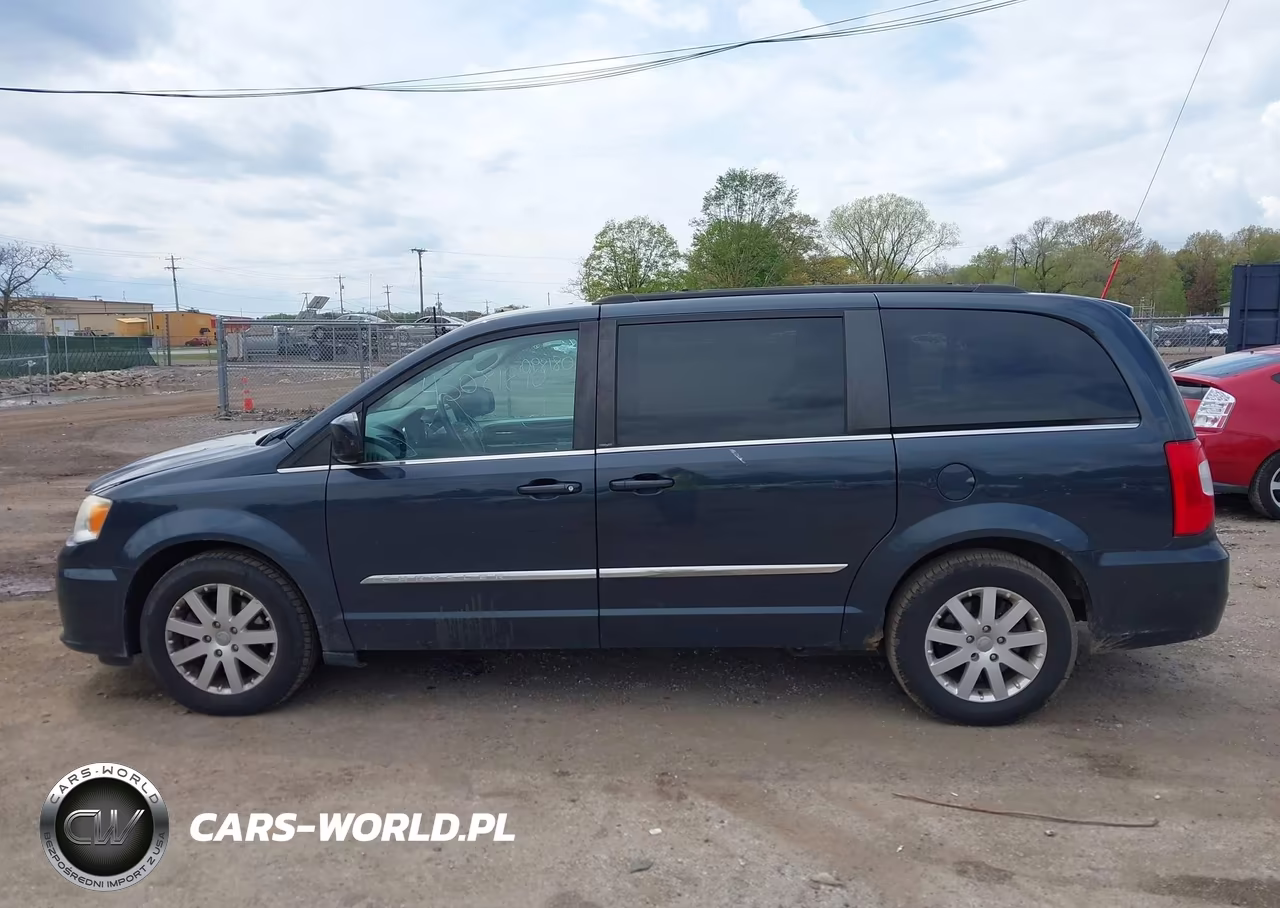 2013 Chrysler Town & Country Touring VIN:2C4RC1BG7DR745189 - 14