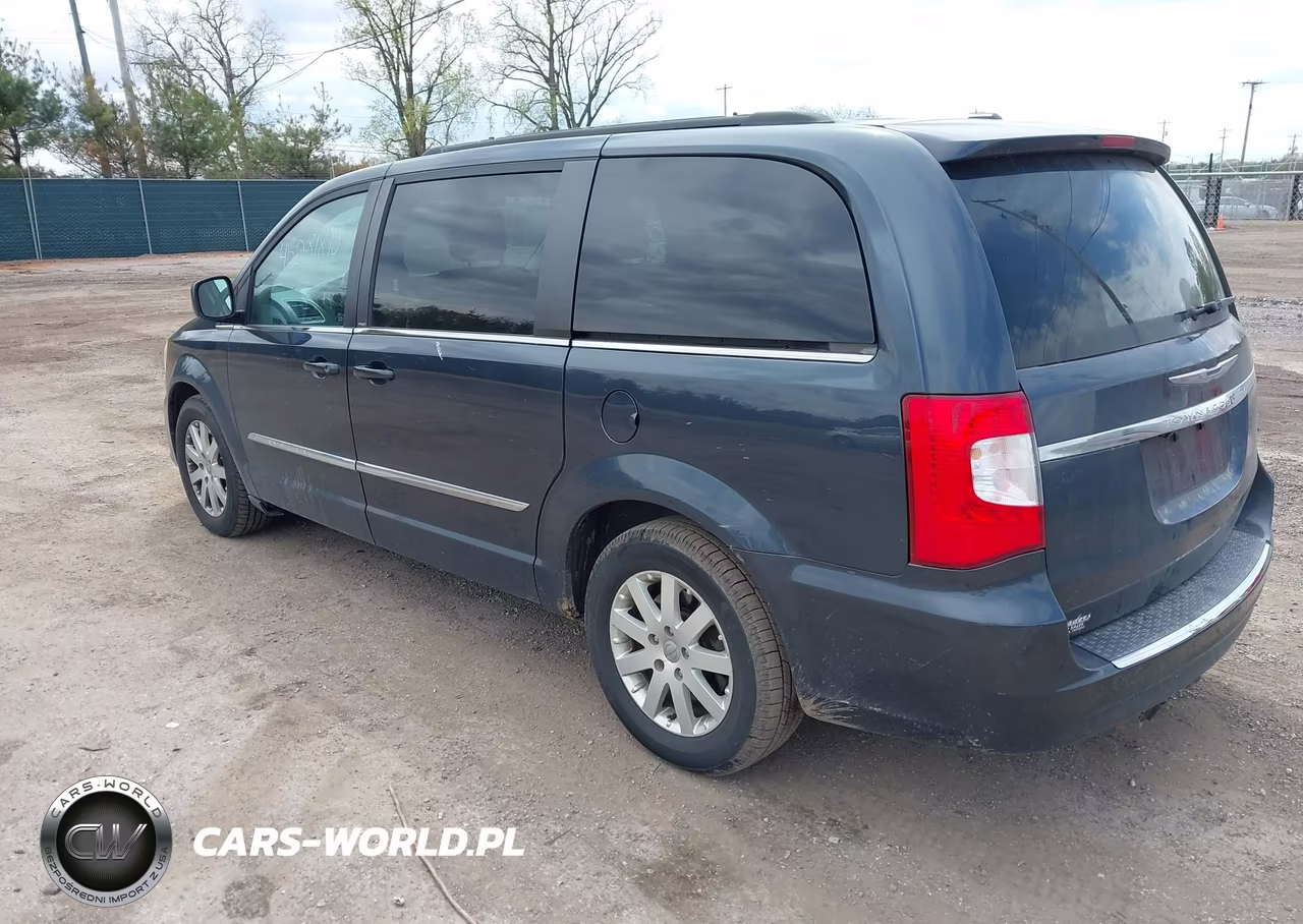 2013 Chrysler Town & Country Touring VIN:2C4RC1BG7DR745189 - 3