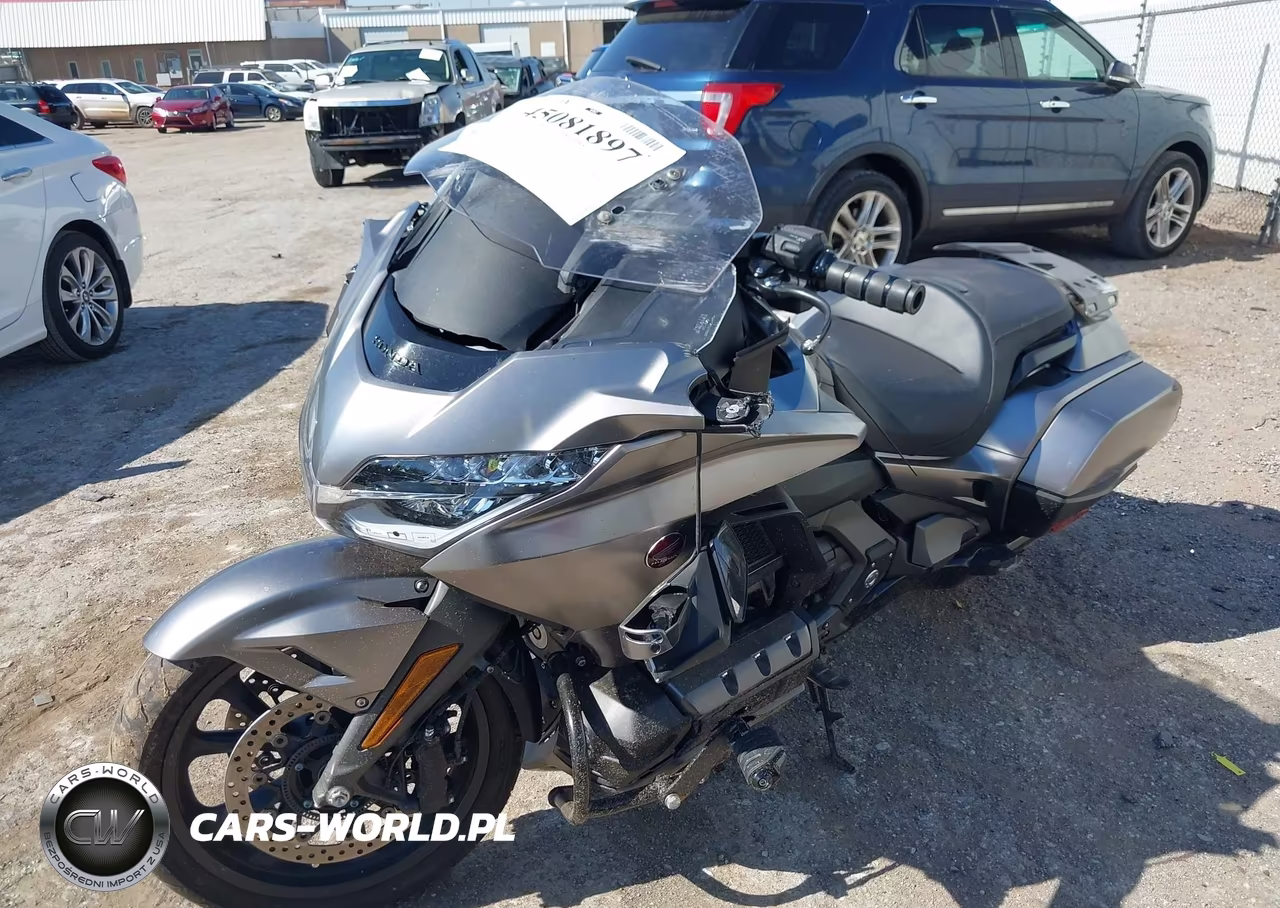 2018 Honda Gl1800 B VIN:JH2SC7911JK000235 - 2