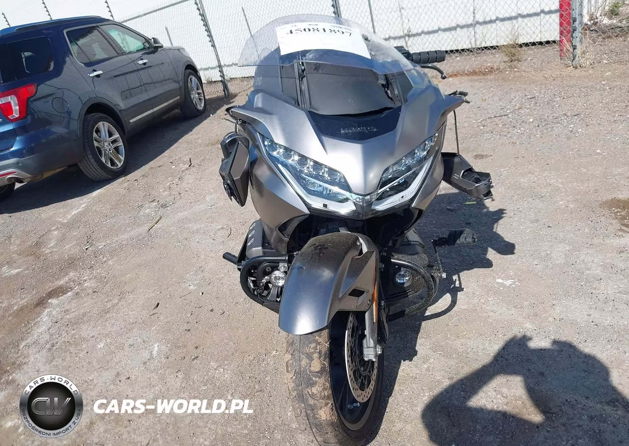 2018 Honda Gl1800 B VIN:JH2SC7911JK000235 - 5
