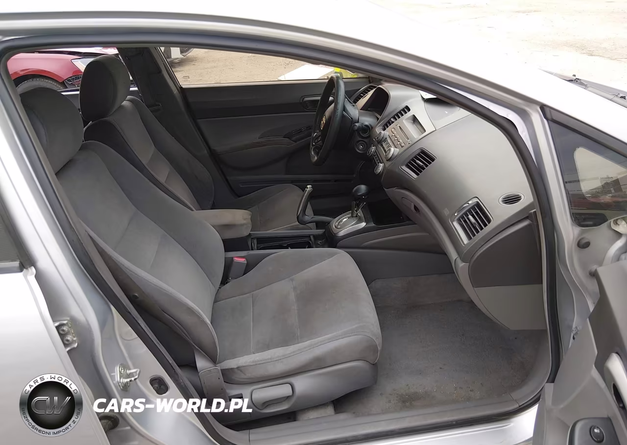 2007 Honda Civic Lx VIN:2HGFA16517H308804 - 5