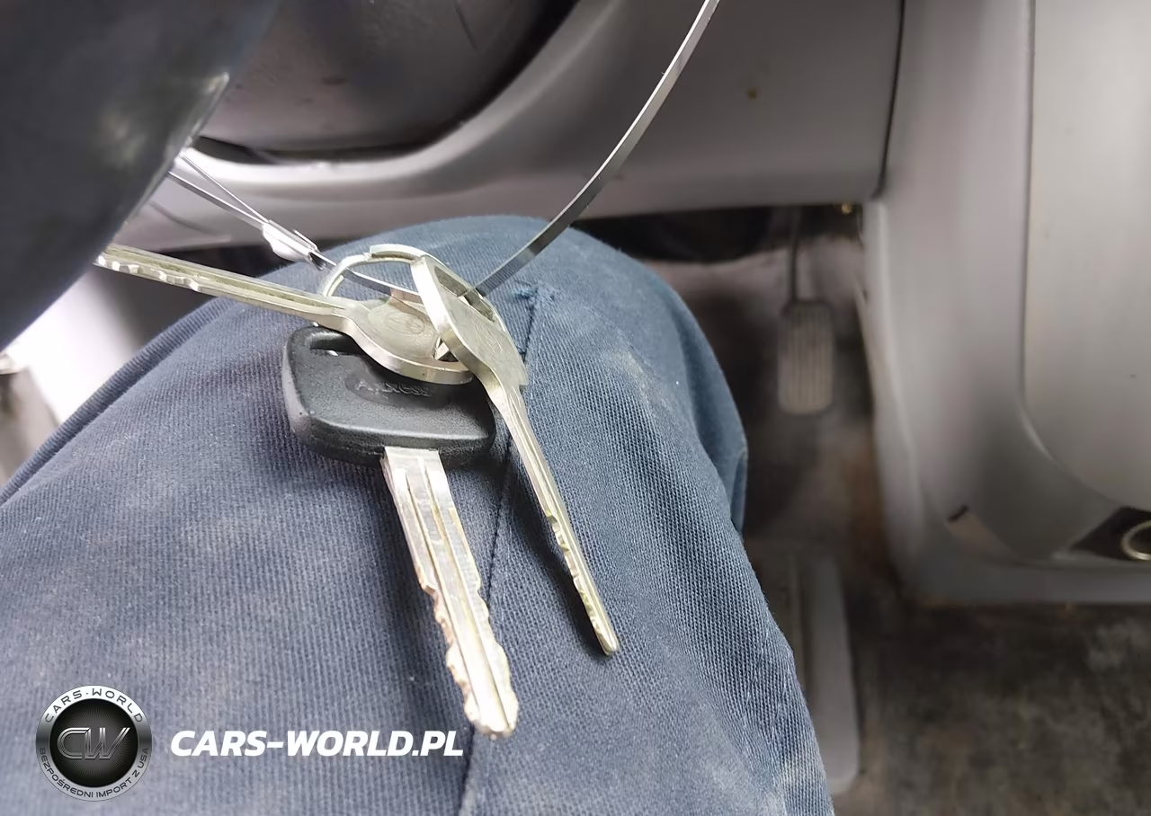 2002 Toyota Sienna Le VIN:4T3ZF13C72U499413 - 11