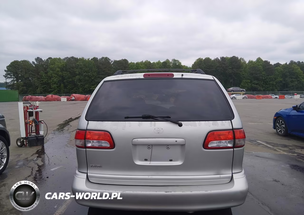 2002 Toyota Sienna Le VIN:4T3ZF13C72U499413 - 16