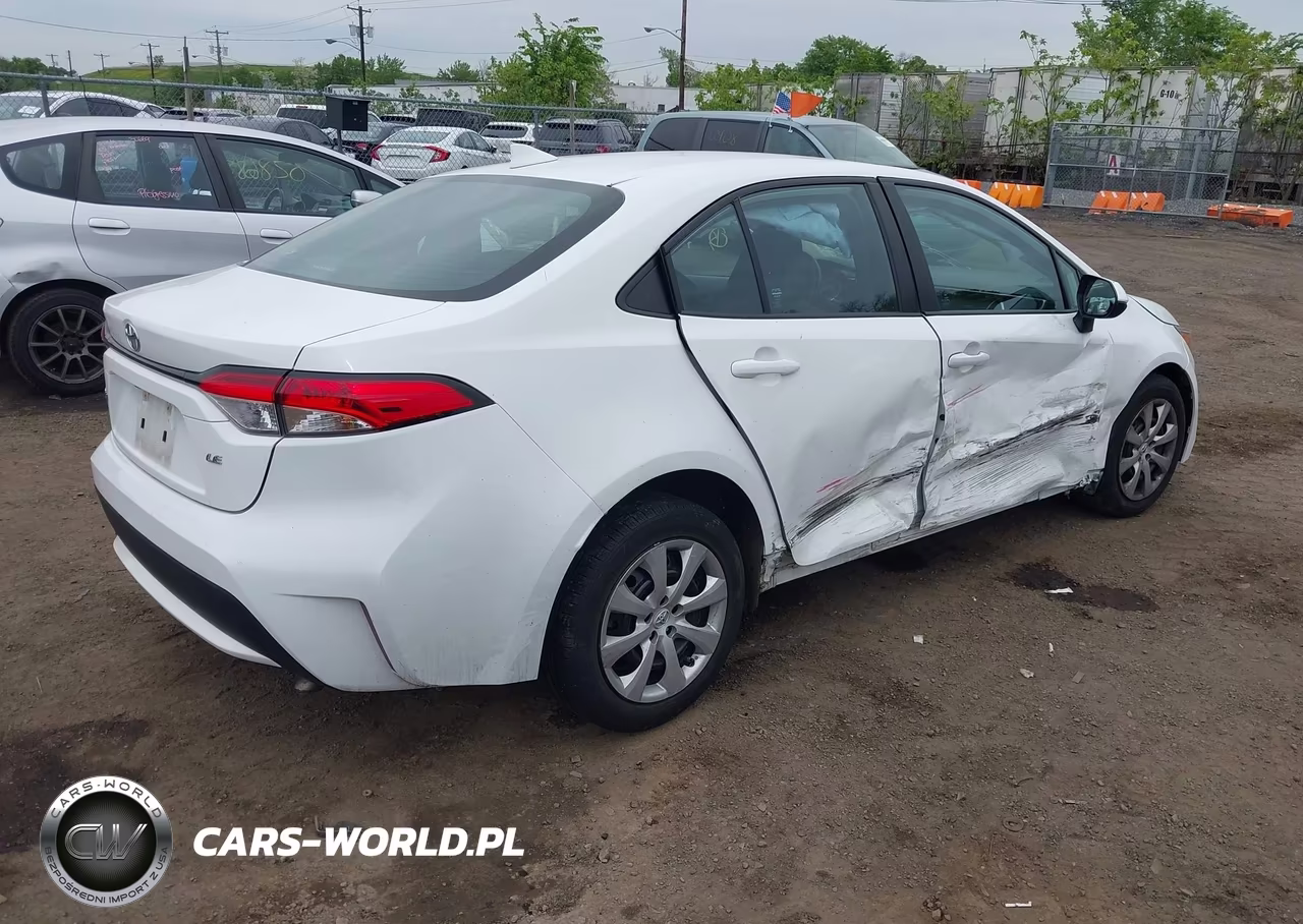 2022 Toyota Corolla Le VIN:5YFEPMAE1NP372317 - 4