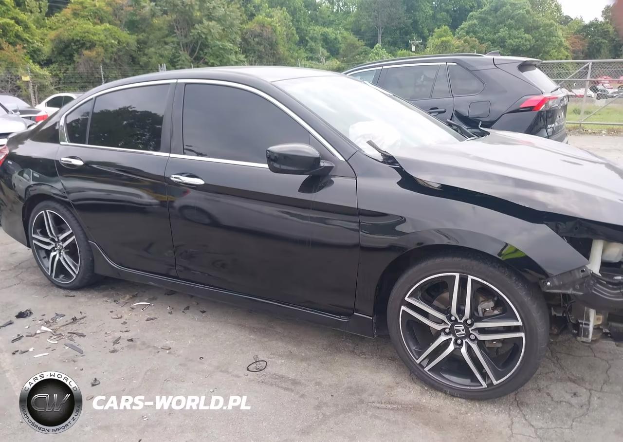 2016 Honda Accord Sport VIN:1HGCR2F56GA035083 - 14