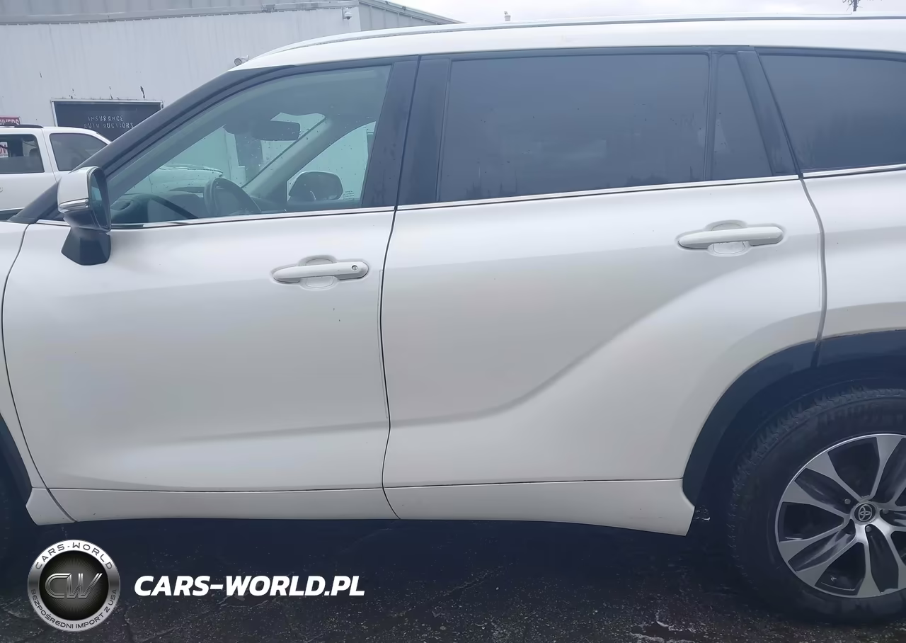 2021 Toyota Highlander Xle VIN:5TDGZRAH8MS046613 - 14