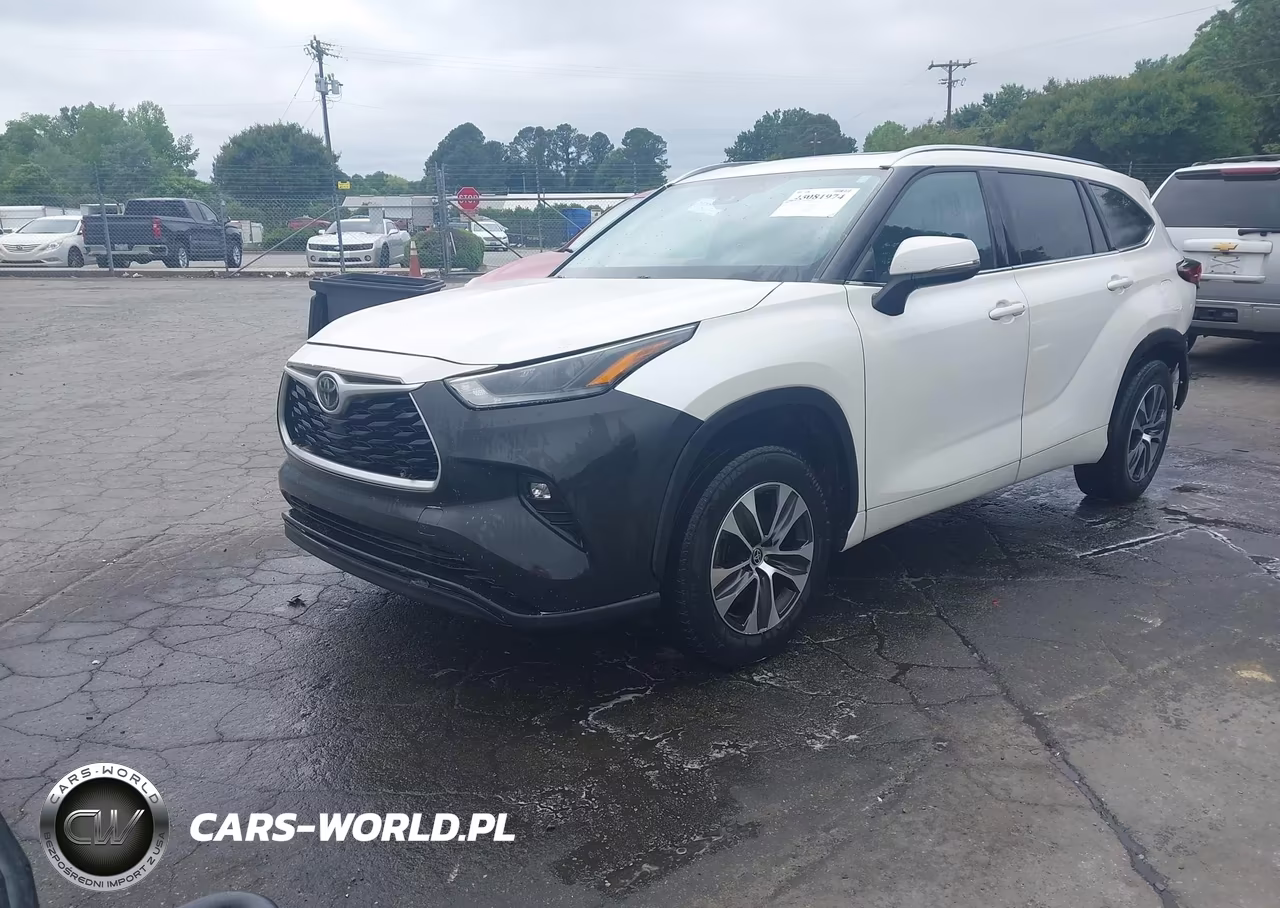 2021 Toyota Highlander Xle VIN:5TDGZRAH8MS046613 - 2