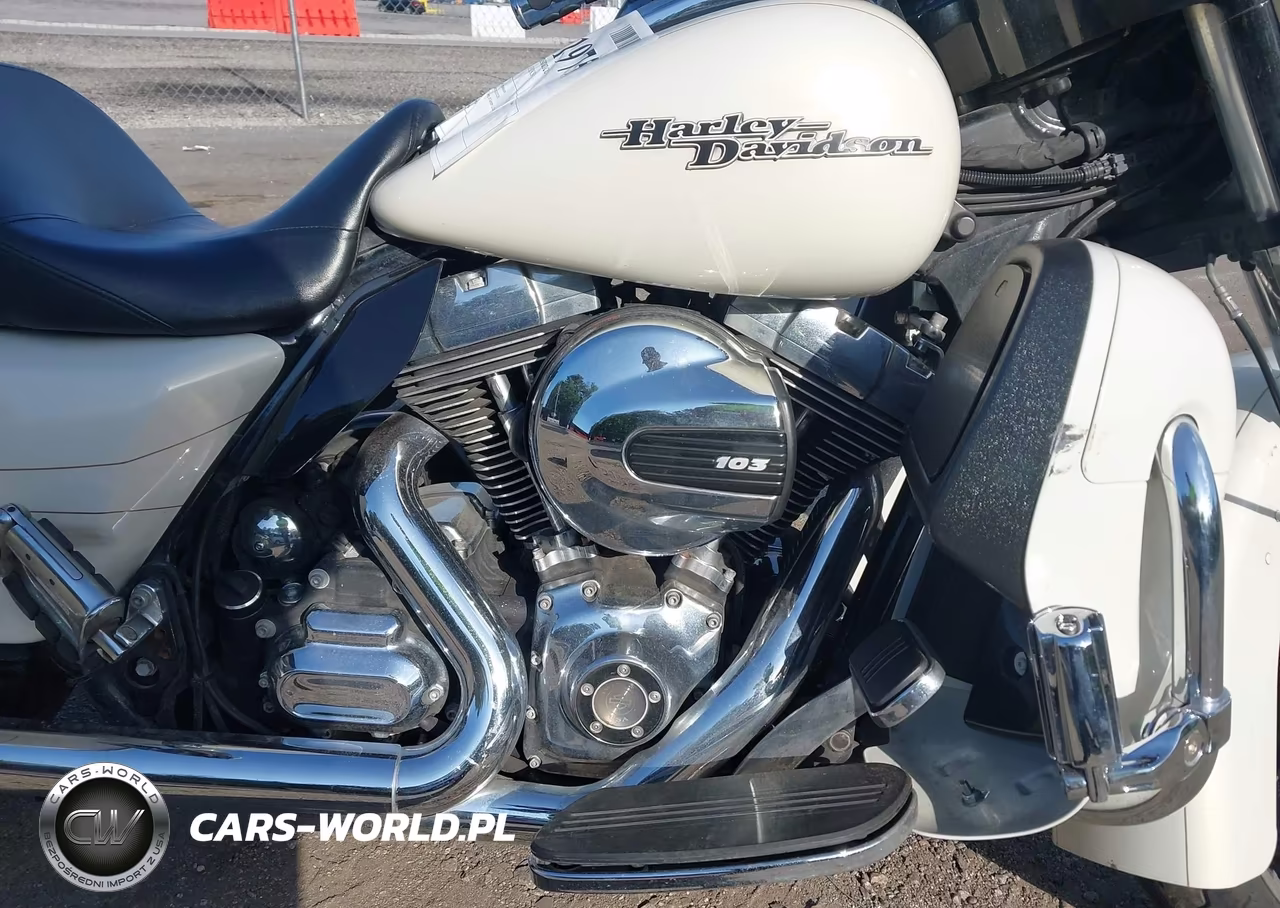 2015 Harley-Davidson Flhxs Street Glide Special VIN:1HD1KRM10FB644633 - 8