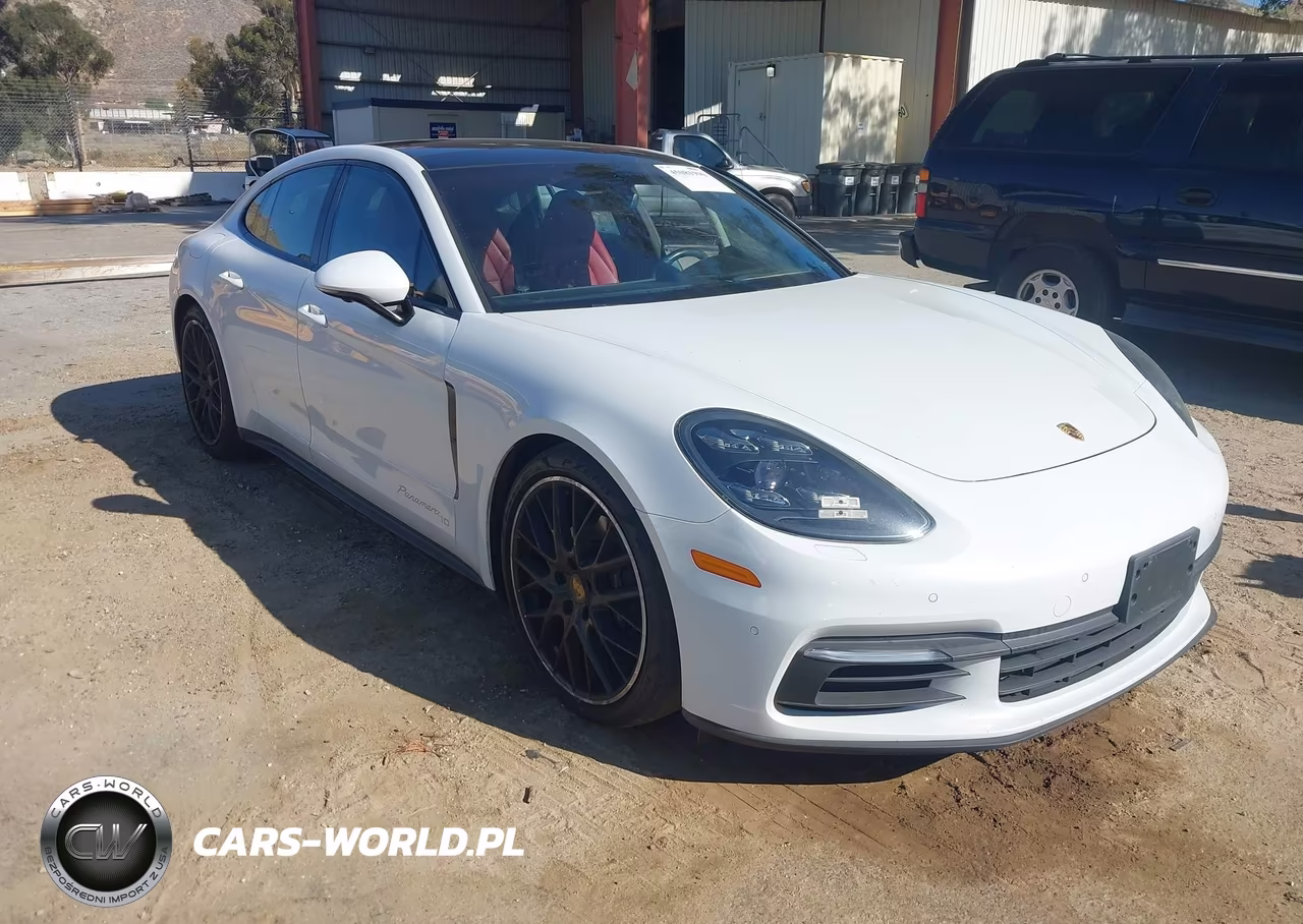 2020 Porsche Panamera 4
