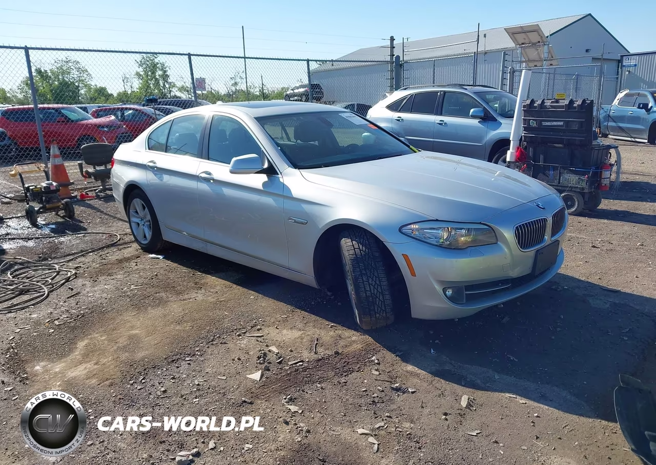 2011 BMW 528I