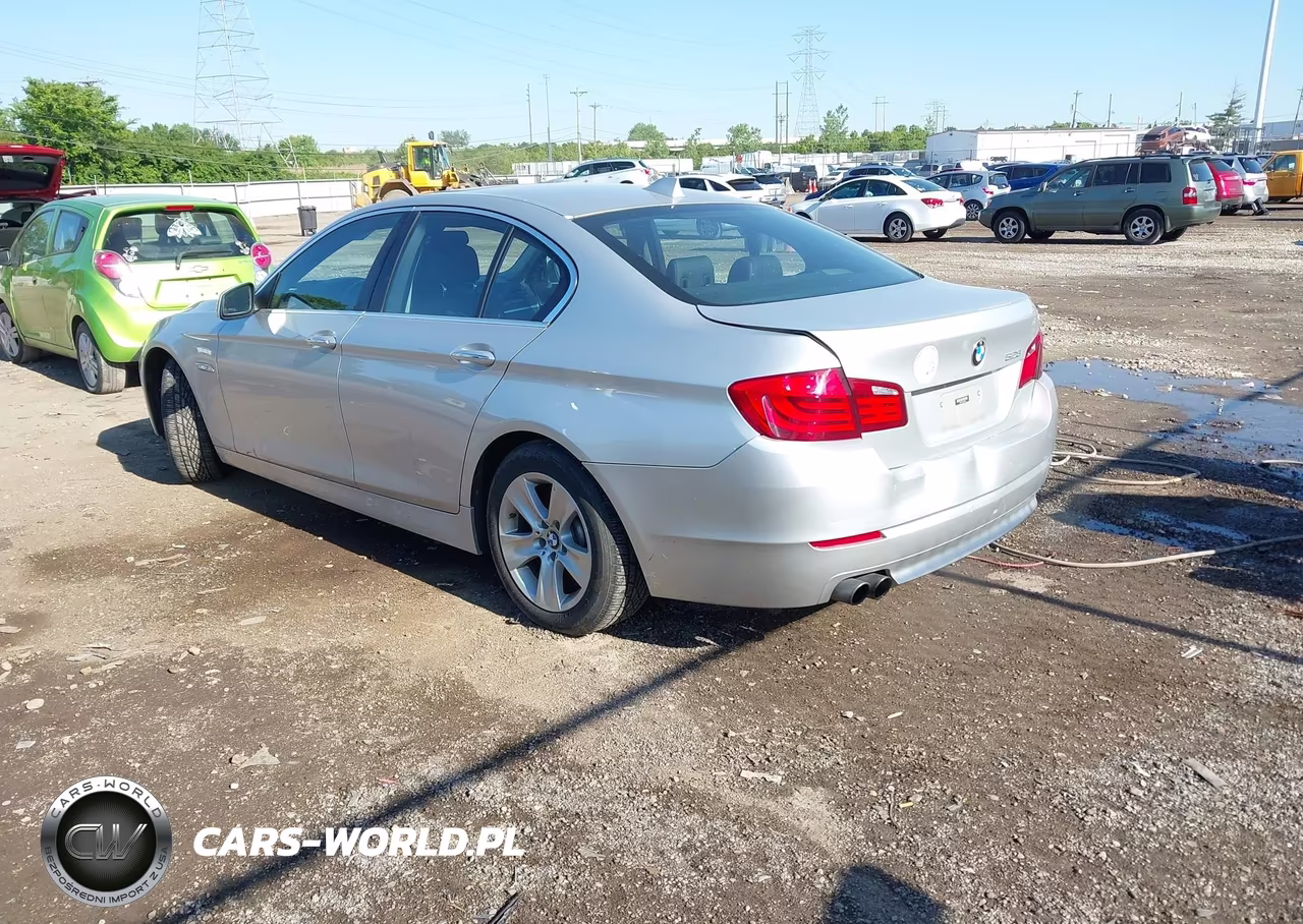 2011 BMW 528I VIN:WBAFR1C54BDS36849 - 3