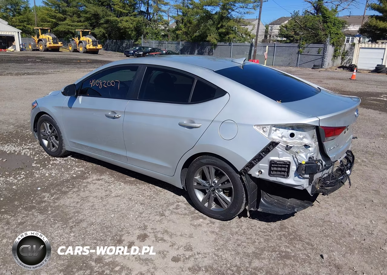 2018 Hyundai Elantra Value Edition VIN:5NPD84LF9JH376086 - 3