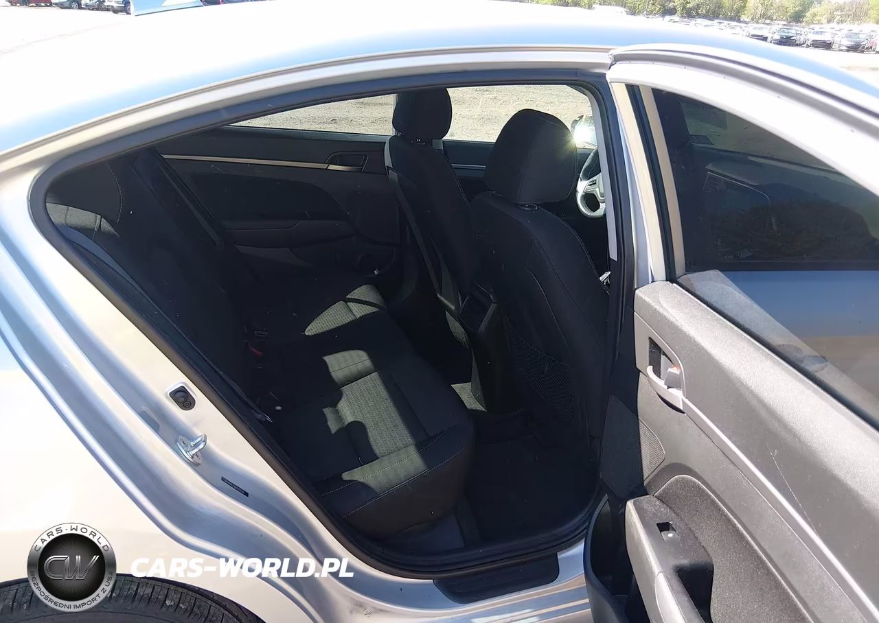 2018 Hyundai Elantra Value Edition VIN:5NPD84LF9JH376086 - 8