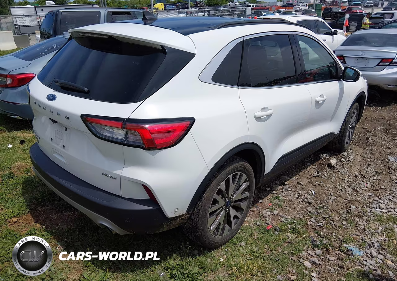 2021 Ford Escape Titanium VIN:1FMCU9J97MUB20049 - 4
