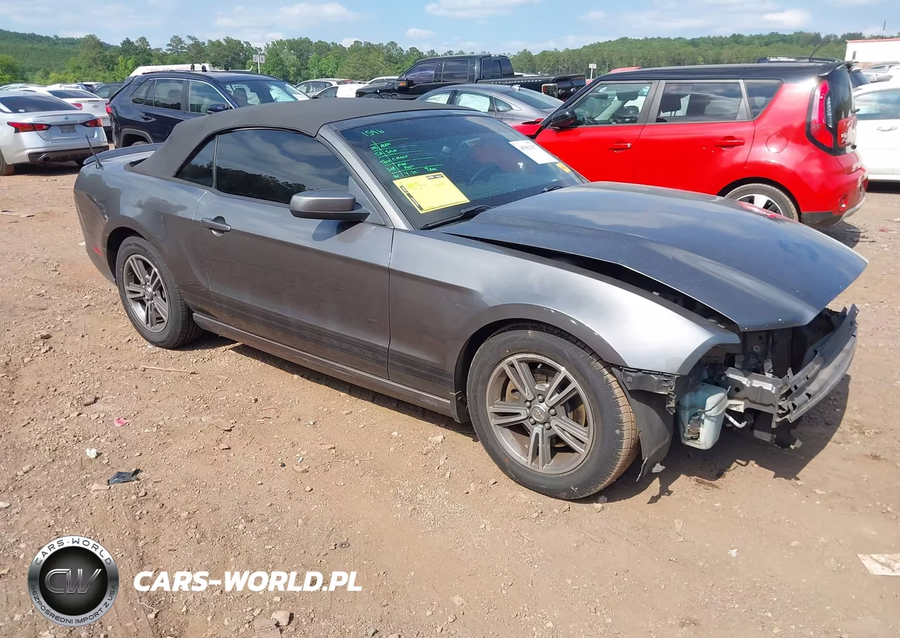 2013 Ford Mustang V6 Premium