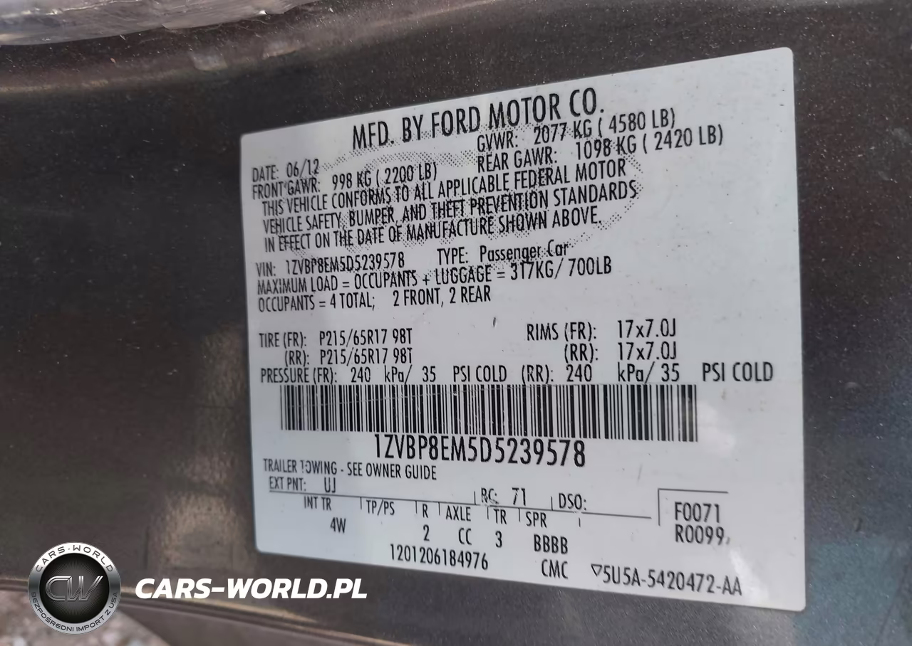 2013 Ford Mustang V6 Premium VIN:1ZVBP8EM5D5239578 - 9