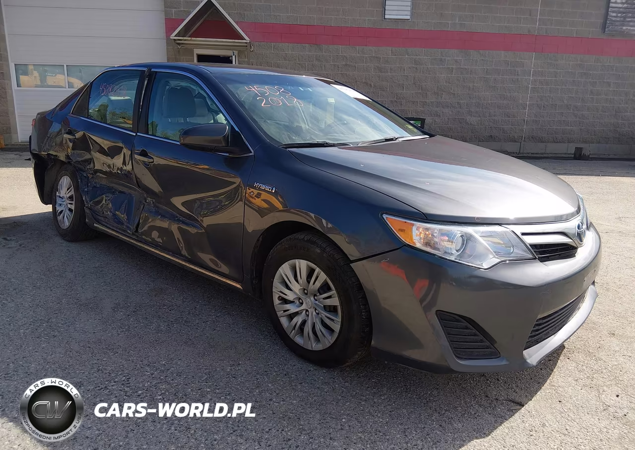 2013 Toyota Camry Hybrid Le
