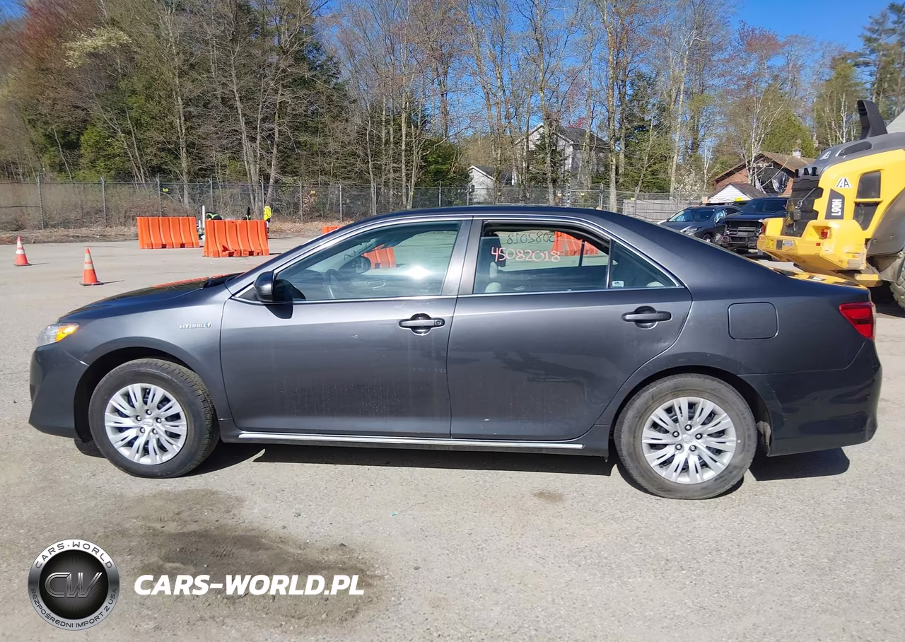 2013 Toyota Camry Hybrid Le VIN:4T1BD1FK1DU073920 - 15