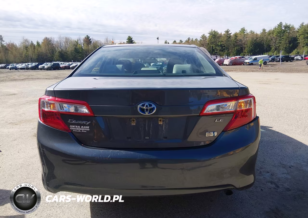 2013 Toyota Camry Hybrid Le VIN:4T1BD1FK1DU073920 - 17