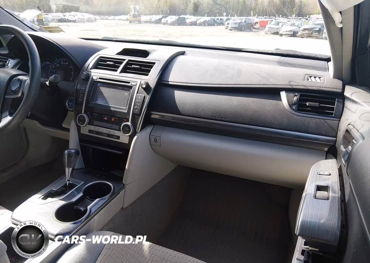 2013 Toyota Camry Hybrid Le VIN:4T1BD1FK1DU073920 - 5
