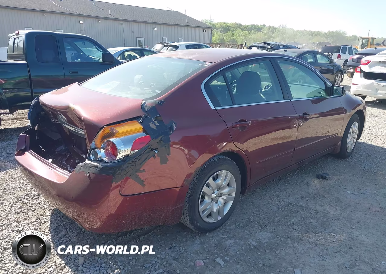 2011 Nissan Altima 2.5 S VIN:1N4AL2AP8BN427716 - 4