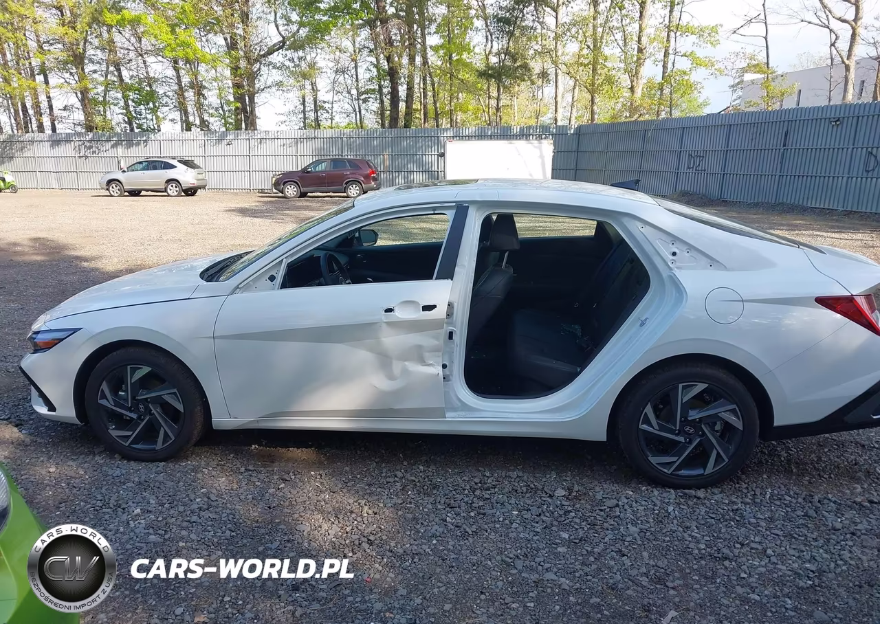 2026 Hyundai Elantra Hybrid Limited VIN:KMHLN4DJ1TU193034 - 6