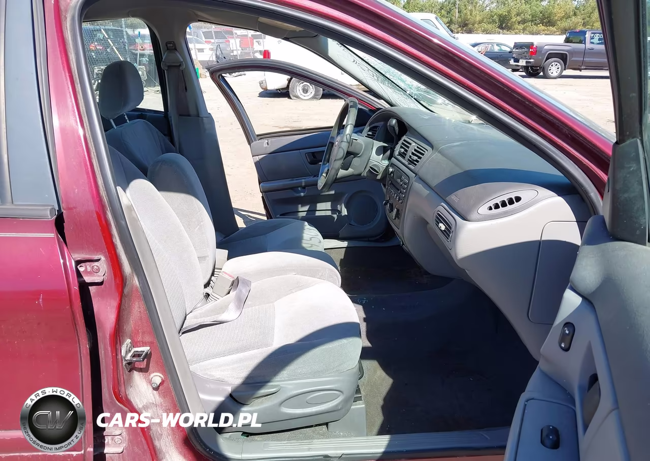 2005 Ford Taurus Se VIN:1FAFP53225A208100 - 5