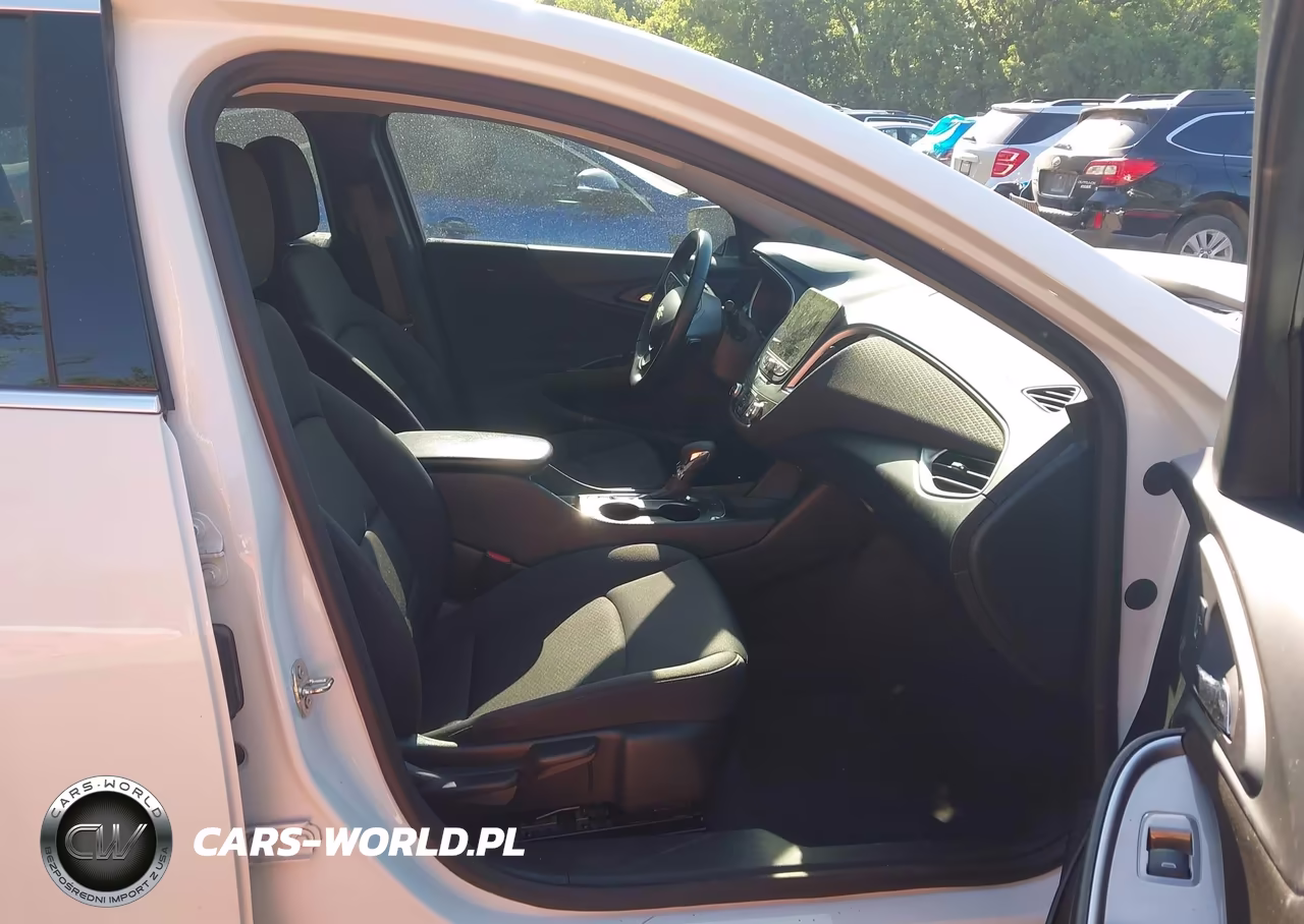 2023 Chevrolet Malibu Fwd Rs VIN:1G1ZG5ST3PF120799 - 5