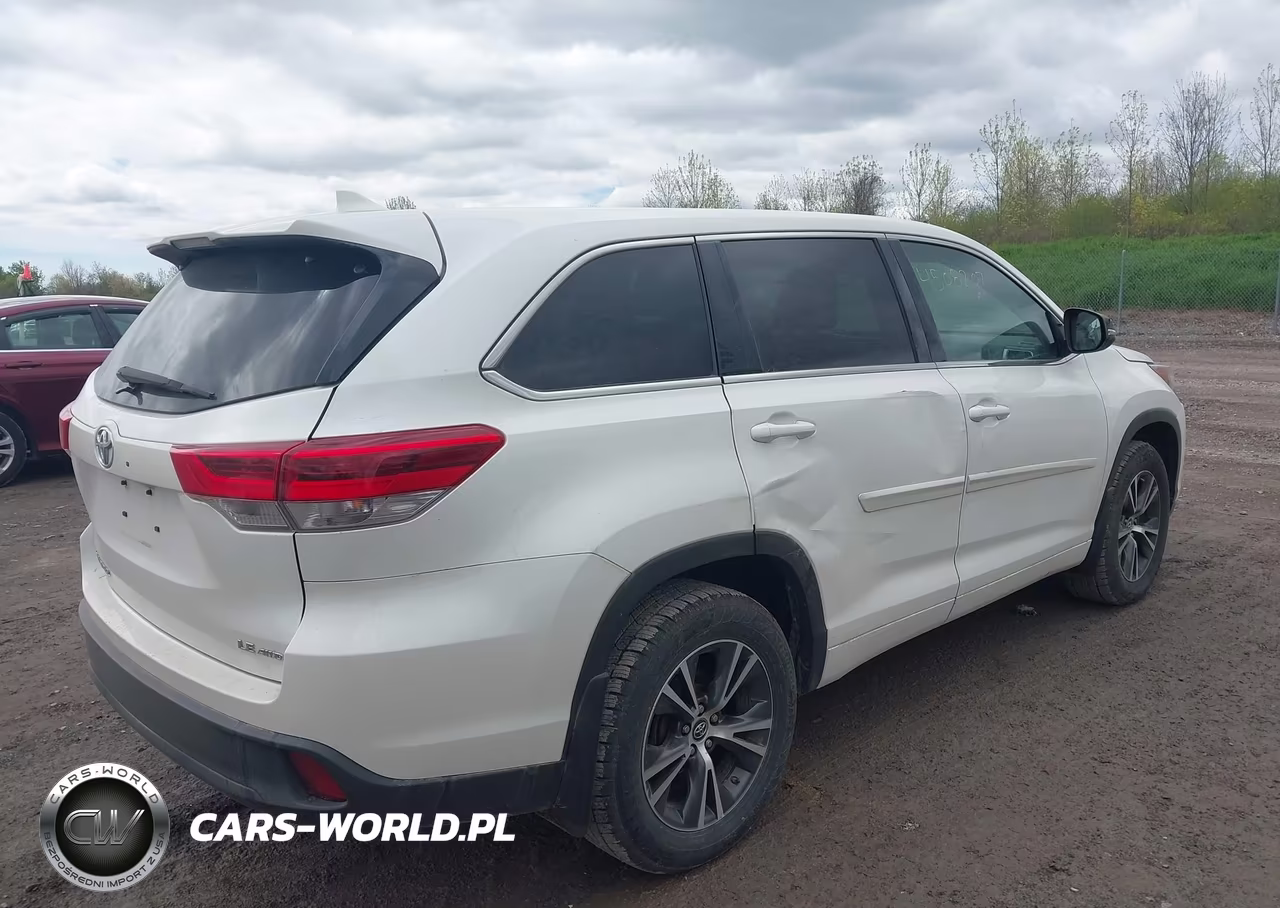 2017 Toyota Highlander Le Plus VIN:5TDBZRFH9HS433924 - 4