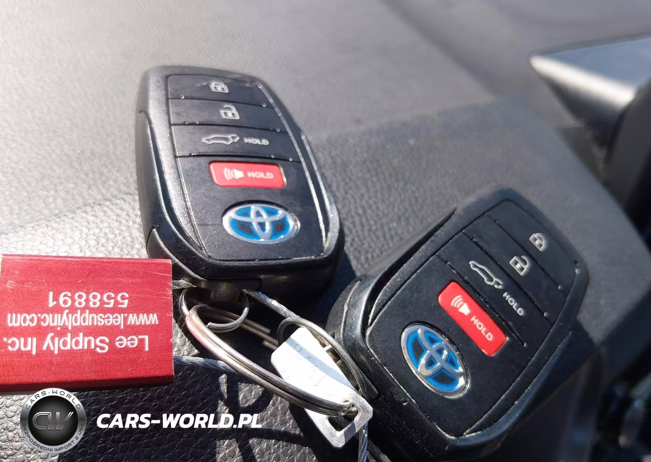 2021 Toyota Venza Le VIN:JTEAAAAH4MJ023871 - 11