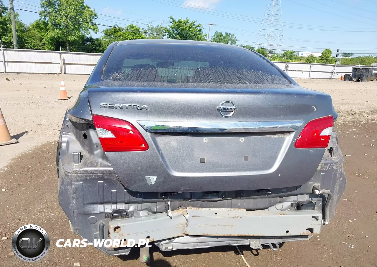 2018 Nissan Sentra S VIN:3N1AB7AP3JY240463 - 6