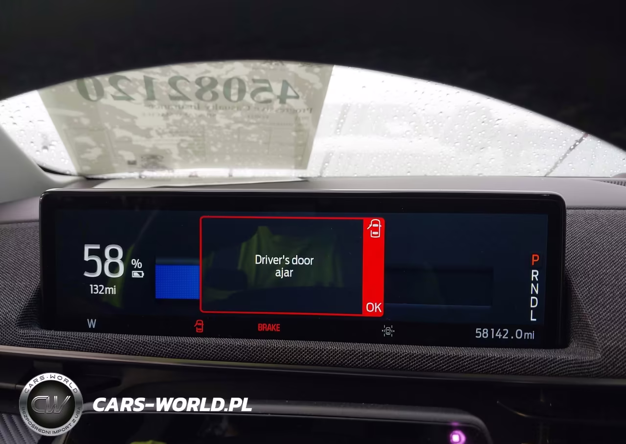 2021 Ford Mustang Mach-E Premium VIN:3FMTK3SUXMMA27553 - 7