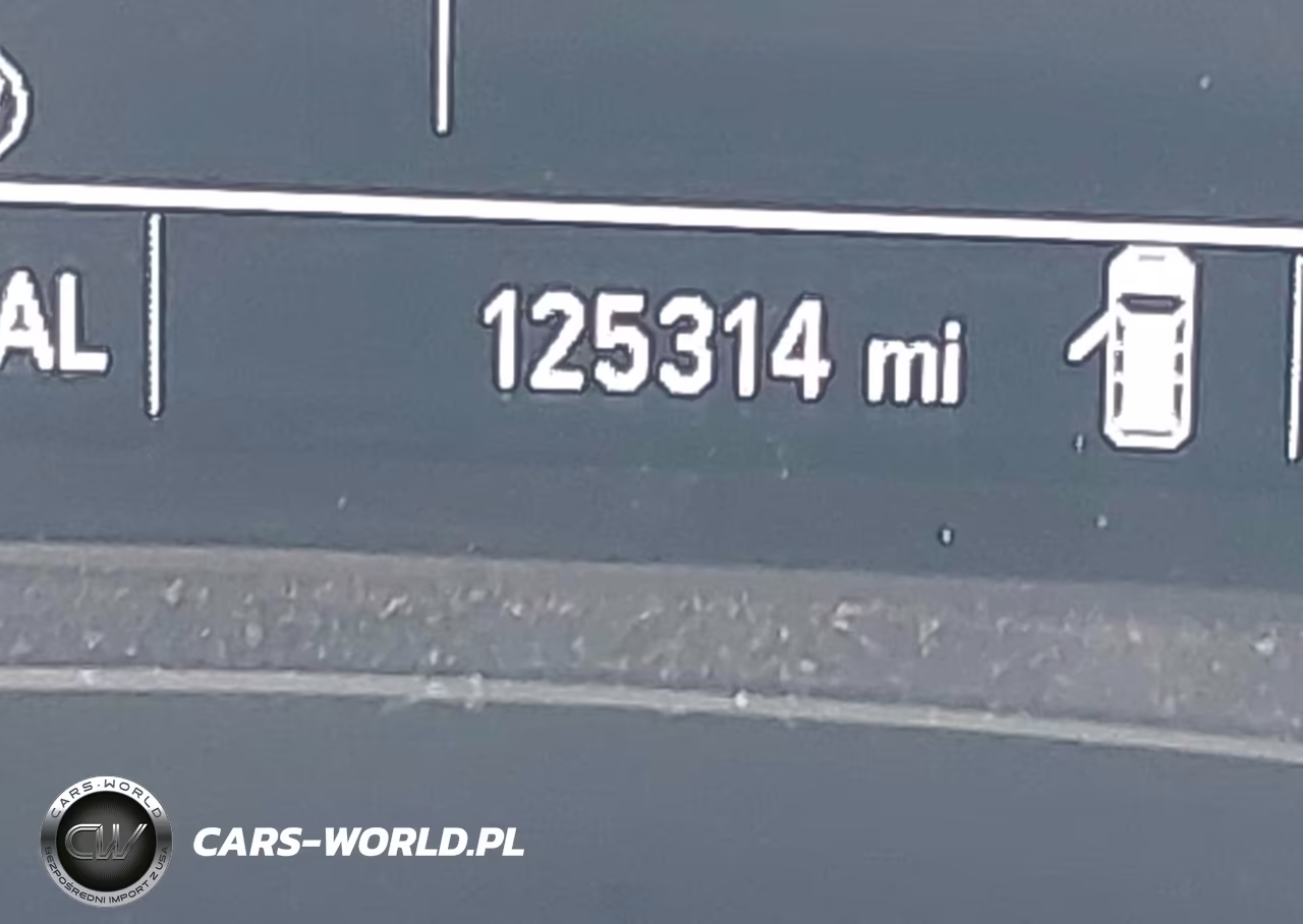 2018 Chevrolet Traverse Ls VIN:1GNERFKWXJJ280318 - 15