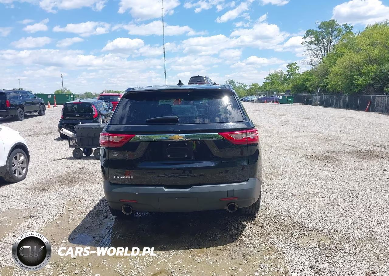 2018 Chevrolet Traverse Ls VIN:1GNERFKWXJJ280318 - 16