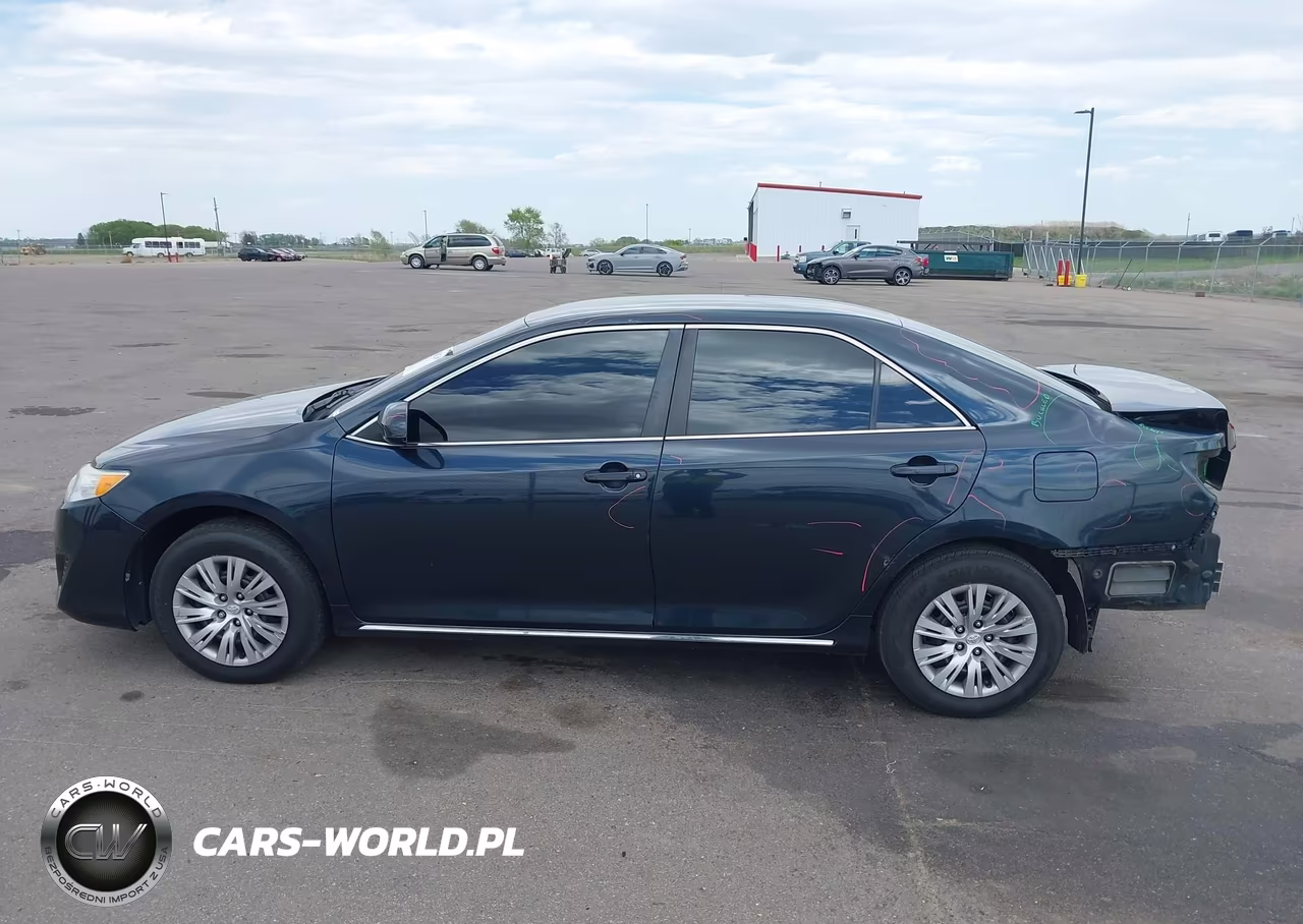 2013 Toyota Camry Le VIN:4T1BF1FK5DU276738 - 15