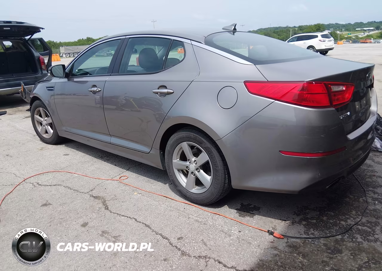 2015 Kia Optima Lx VIN:5XXGM4A79FG378606 - 3