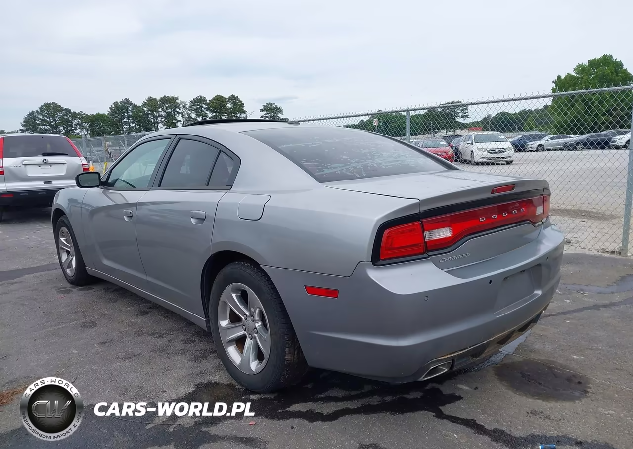 2011 Dodge Charger VIN:2B3CL3CG2BH521073 - 3