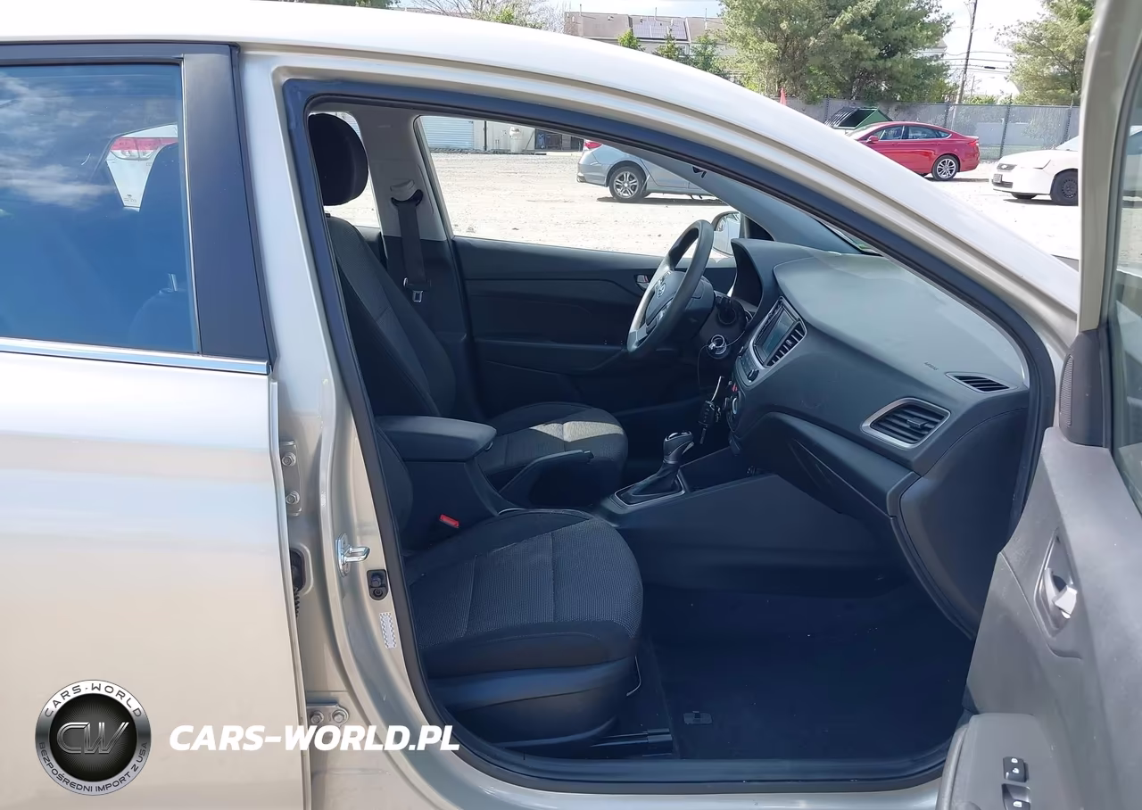 2020 Hyundai Accent Sel VIN:3KPC24A61LE122332 - 5