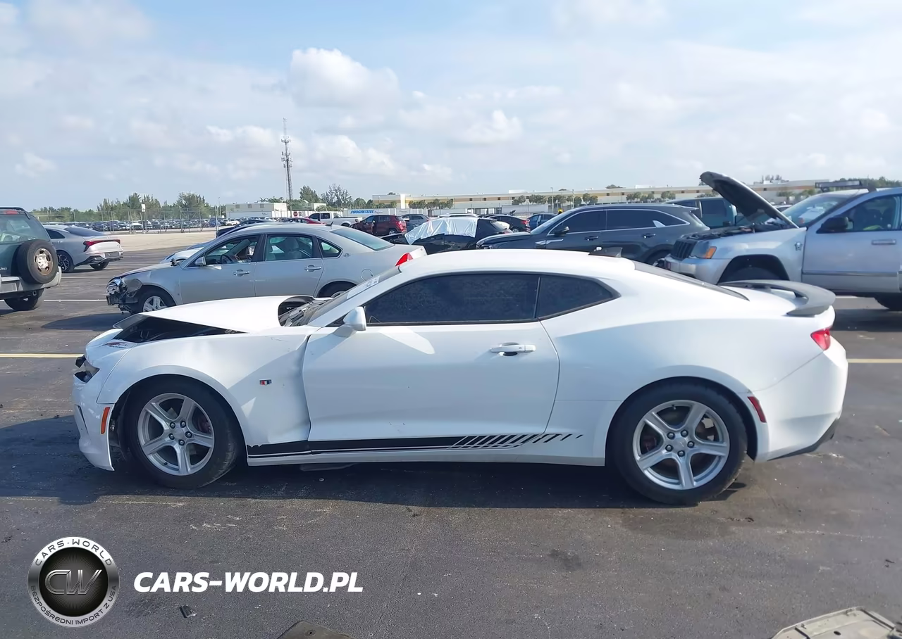 2018 Chevrolet Camaro 1Ls VIN:1G1FA1RX6J0158043 - 14